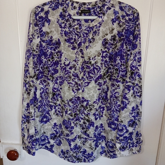 Talbots Longsleeve Floral Print Top size XL - Picture 8 of 8